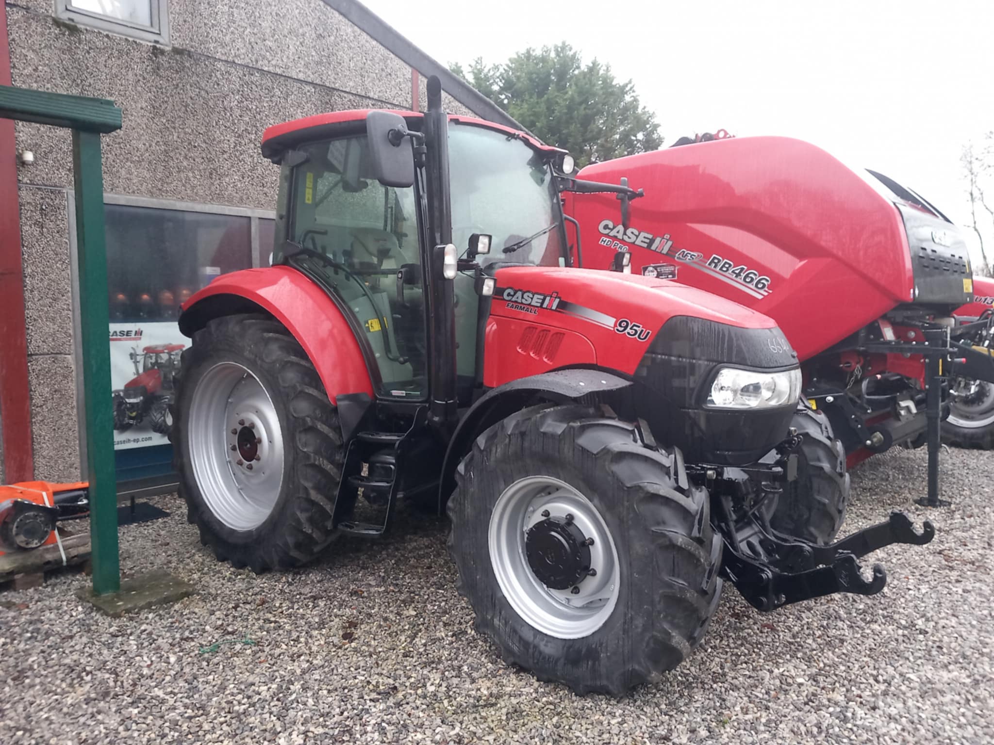 Farmall 95U